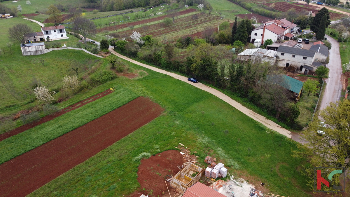 Istra - Barban, zemljišče z gradbenim dovoljenjem II plačana komunala, # ekskluzivna prodaja