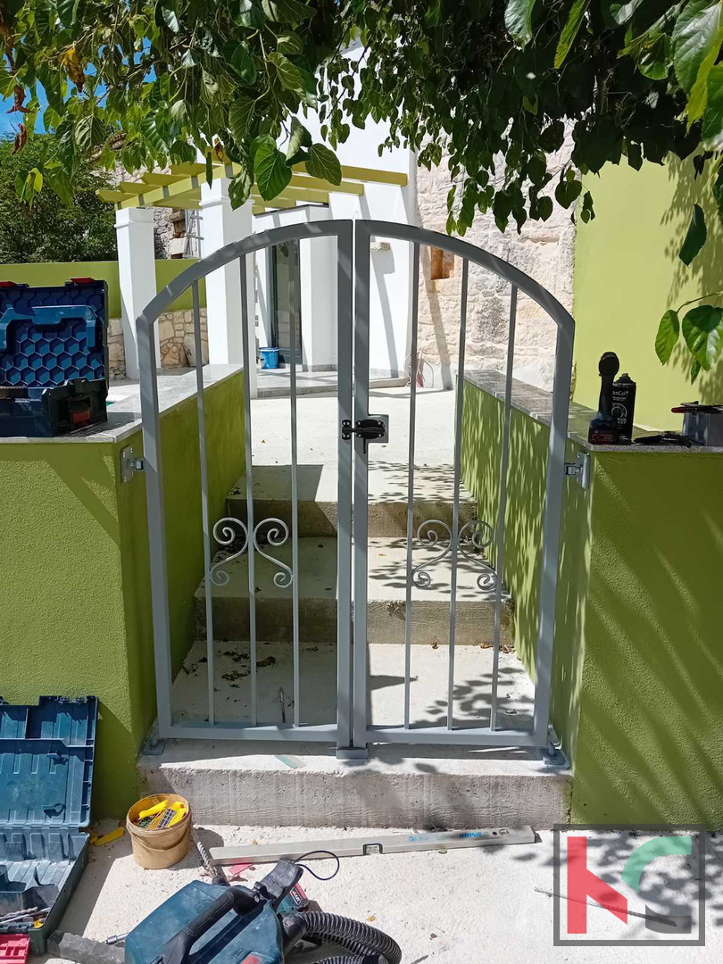 Istra, Svetvinčenat, prenovljena kamnita hiša z bazenom, #prodaja
