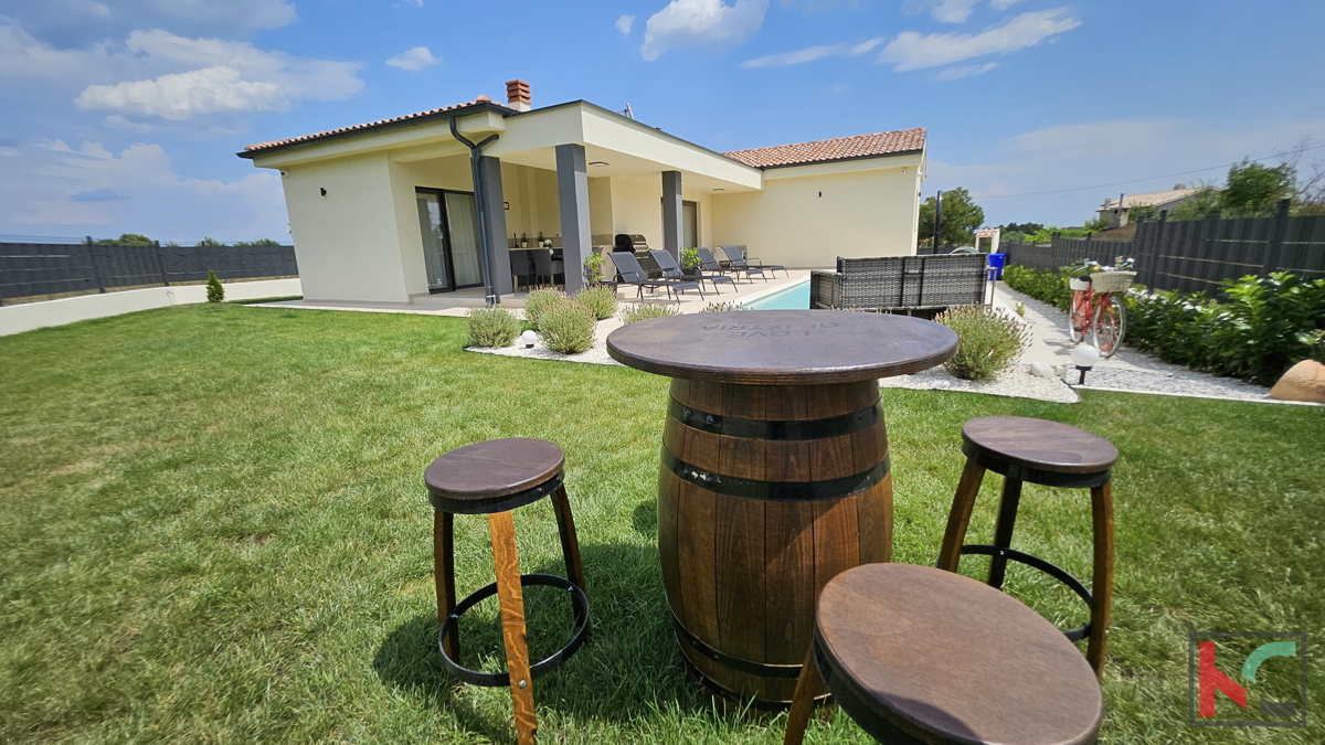 Istra, moderno opremljena vila na mirni lokaciji s pogledom na naravni park Učka, #prodaja