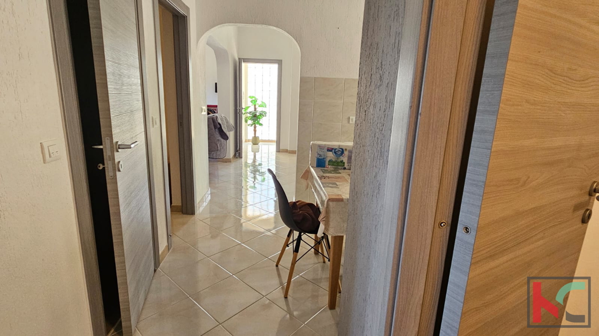 Pula, trisobno stanovanje v širšem centru 98m2, z garažo in vrtom #prodaja