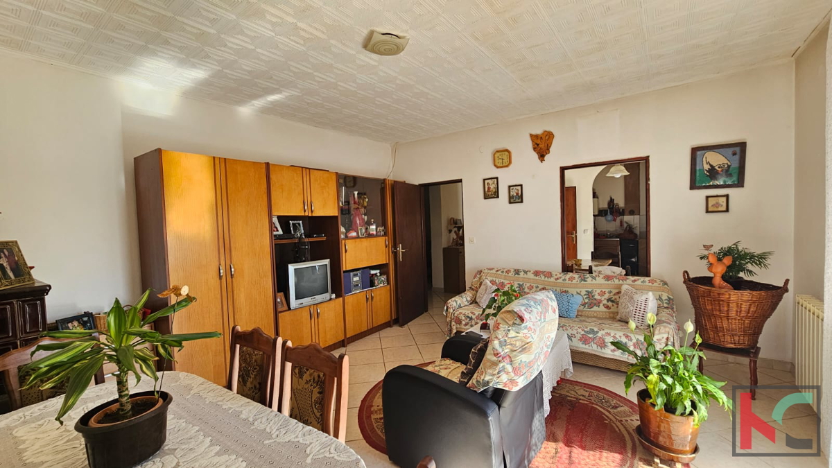 Istra, Ližnjan, Jadreški, hiša s poslovnim prostorom in večjim vrtom, #prodaja