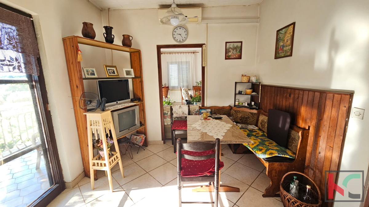 Istra, Ližnjan, Jadreški, hiša s poslovnim prostorom in večjim vrtom, #prodaja