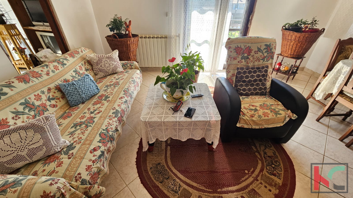 Istra, Ližnjan, Jadreški, hiša s poslovnim prostorom in večjim vrtom, #prodaja