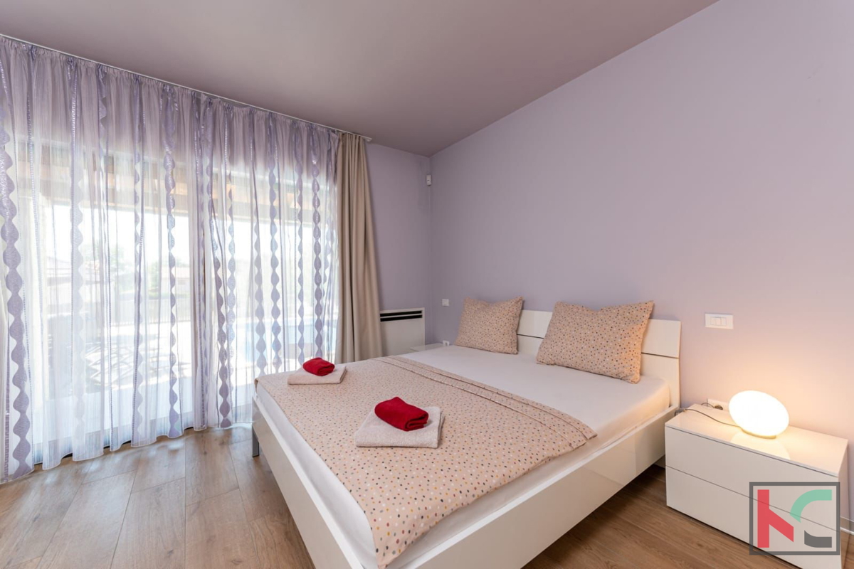ISTRA, VOLME, STAN 240,65 M2 S 190 M2 OKUĆNICE IN PRIVATNIM BAZENOM #PRODAJA