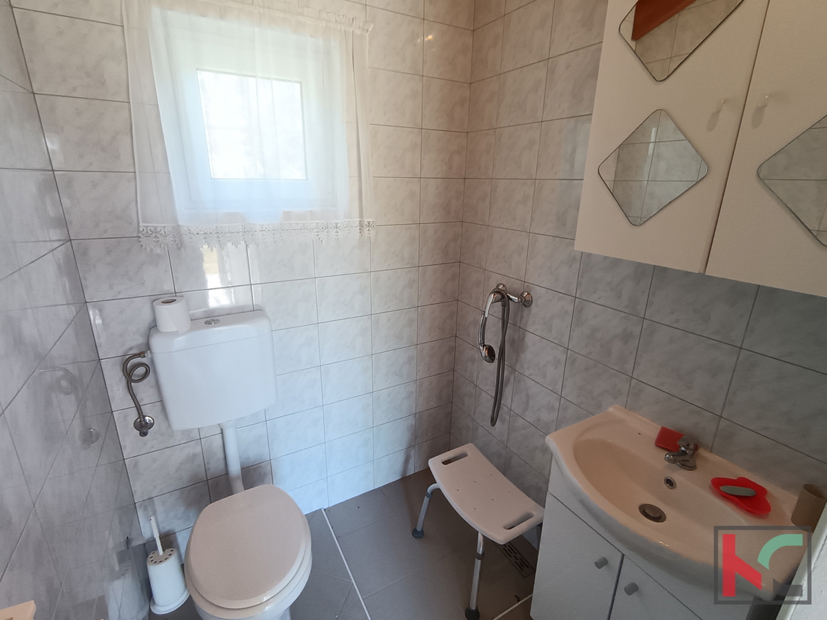 ISTRA, OBMOČJE ROVINJA, VIKEND HIŠA Z VELIKIM ZEMLJIŠČEM, #PRODAJA