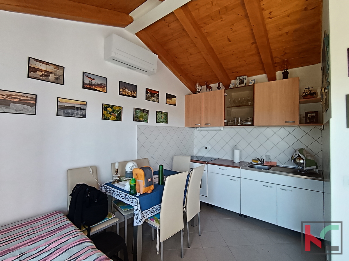 ISTRA, OBMOČJE ROVINJA, VIKEND HIŠA Z VELIKIM ZEMLJIŠČEM, #PRODAJA