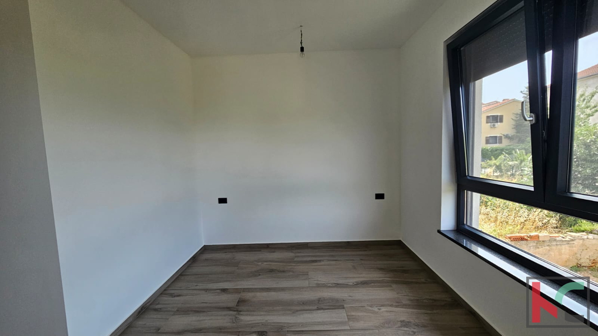 Istra, Medulin, dvojček v izgradnji z bazenom in vrtom, garaža, blizu morja, #prodaja