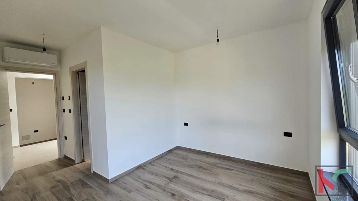 Istra, Medulin, dvojček v izgradnji z bazenom in vrtom, garaža, blizu morja, #prodaja