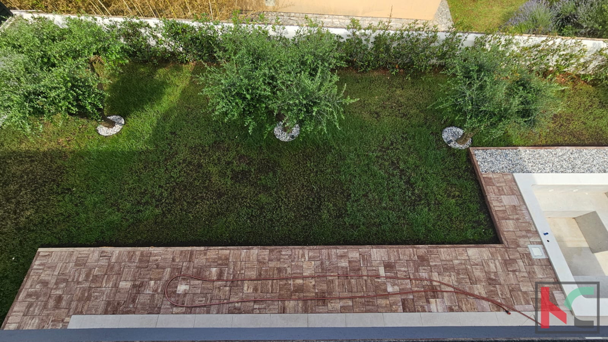 Istra, Medulin, dvojček v izgradnji z bazenom in vrtom, garaža, blizu morja, #prodaja