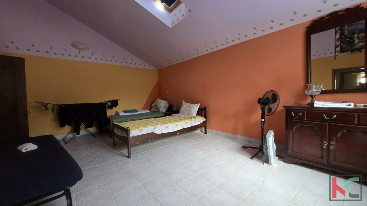 ISTRA, LIŽNJAN, UREJENA KAMNITA HIŠA V SREDIŠČU, #PRODAJA