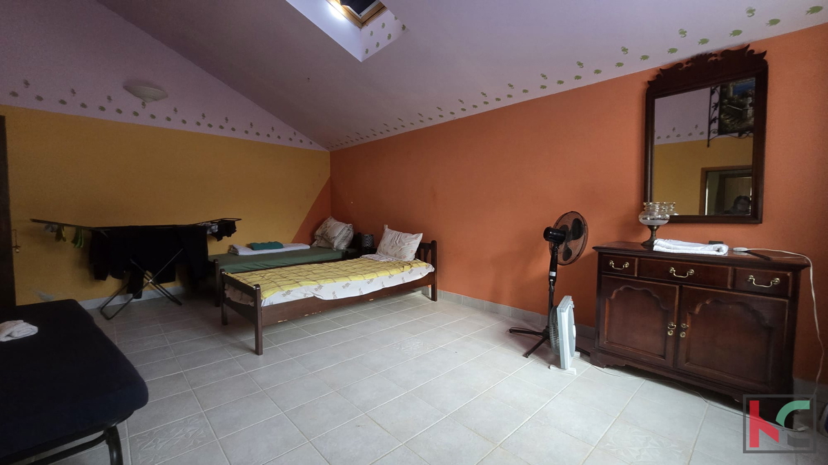 ISTRA, LIŽNJAN, UREJENA KAMNITA HIŠA V SREDIŠČU, #PRODAJA