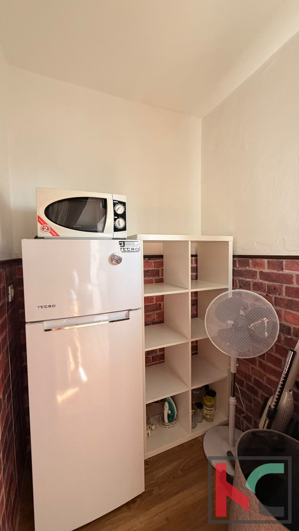 PULA, STOJA, 2 SPALNICI IN DNEVNA SOBA #PRODAJA