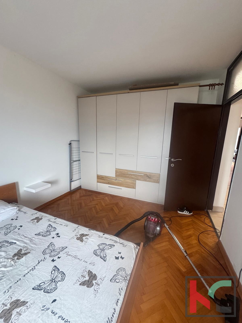 PULA, STOJA, 2 SPALNICI IN DNEVNA SOBA #PRODAJA