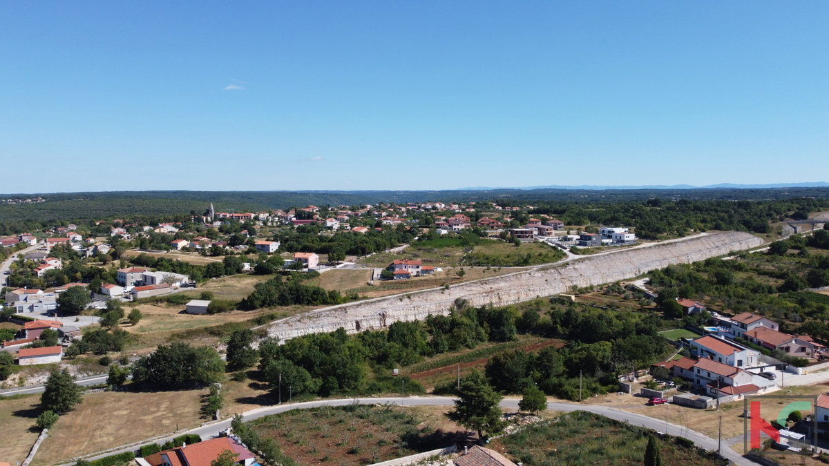 Istra, Kanfanar, atraktivne podeželske hiše za dopust, priložnost za investicijo