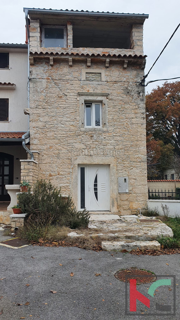 Istra, kamnita hiša v okolici Rovinja, 120m2, v visoki roh-bau fazi s pogledom na morje, #prodaja