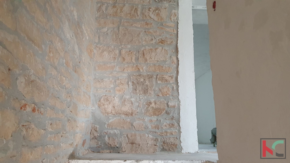Istra, kamnita hiša v okolici Rovinja, 120m2, v visoki roh-bau fazi s pogledom na morje, #prodaja
