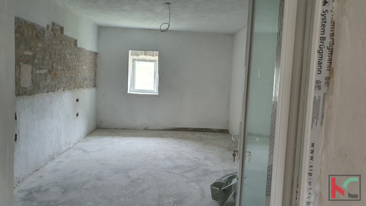 Istra, kamnita hiša v okolici Rovinja, 120m2, v visoki roh-bau fazi s pogledom na morje, #prodaja