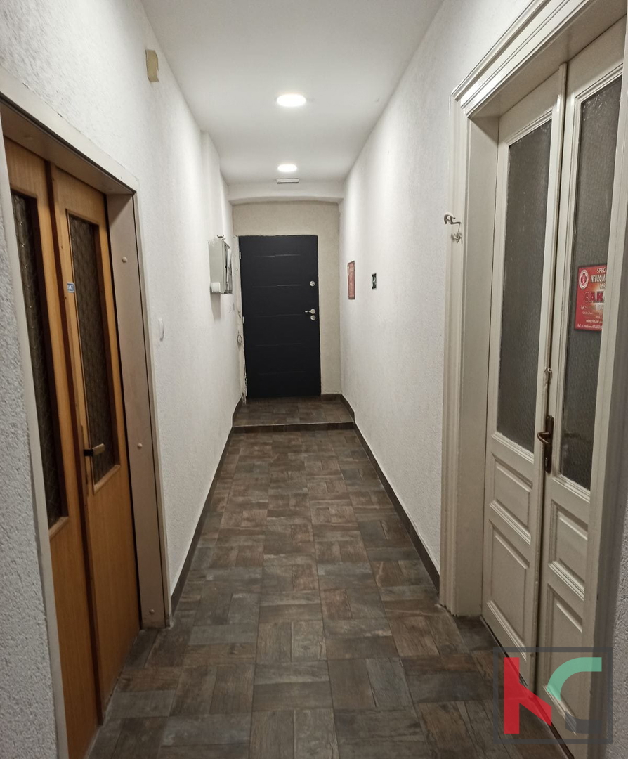 Pula, Center, hiša z dvema apartmajema, dodatno hišo in vrtom #prodaja