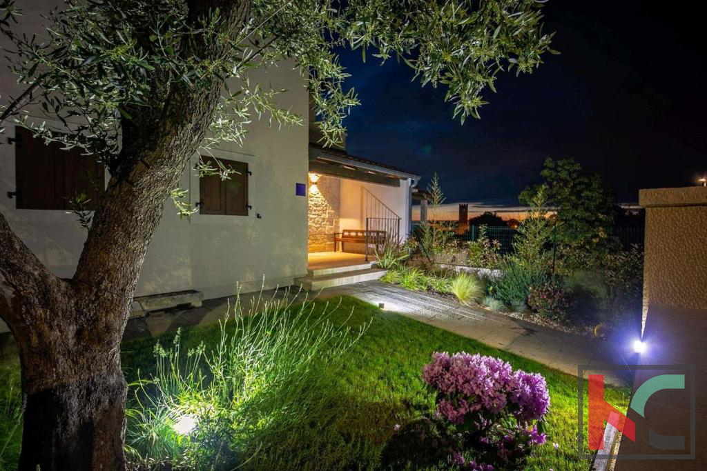 Istra, Sveti Lovreč, vila s 4 sobami in bazenom #prodaja