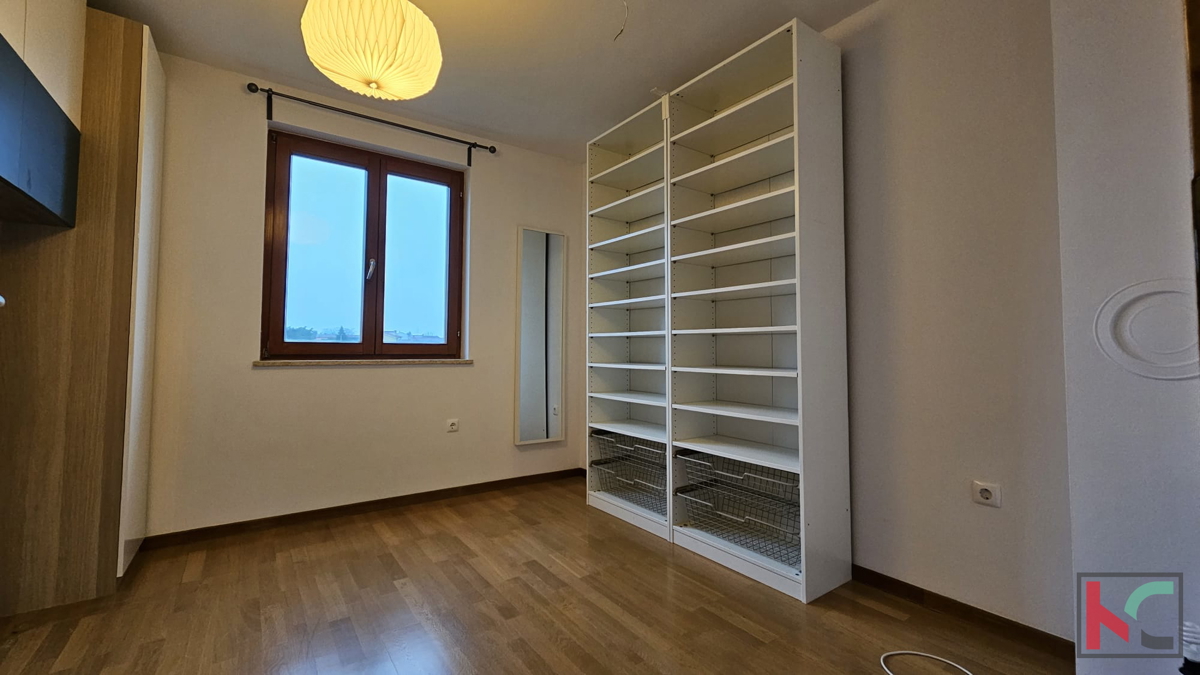 Istra, Pula, veliko dvoetažno stanovanje 4SS+DB #prodaja