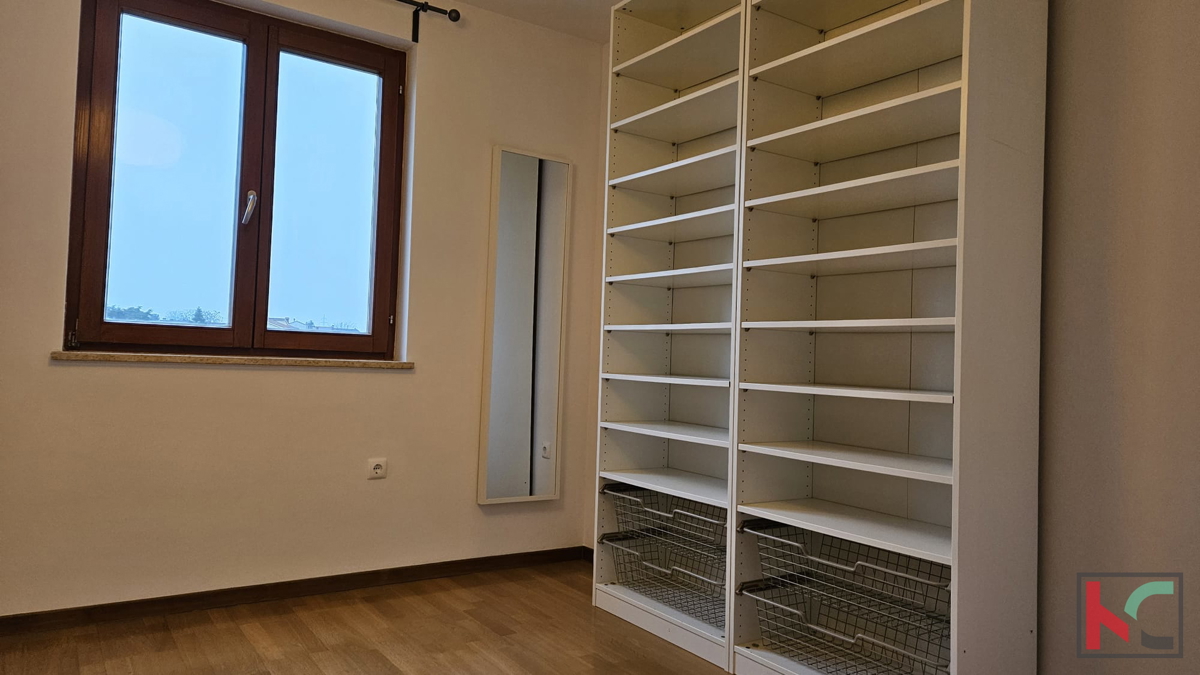 Istra, Pula, veliko dvoetažno stanovanje 4SS+DB #prodaja
