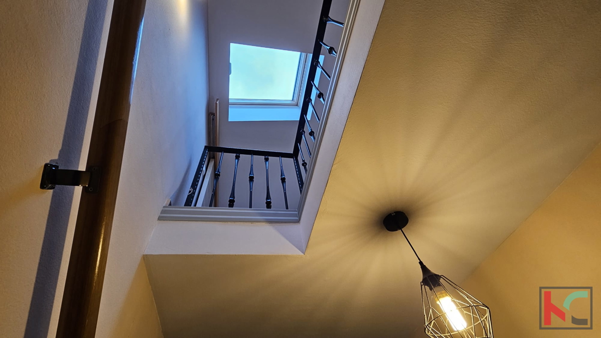 Istra, Pula, veliko dvoetažno stanovanje 4SS+DB #prodaja