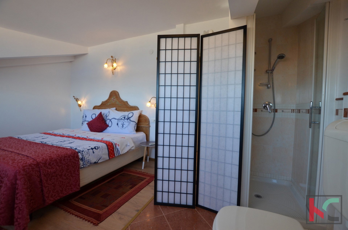 Rovinj, center, dvoetažni apartma s pogledom na morje 75,40m2 #prodaja