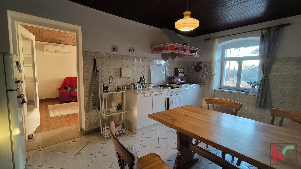 SVETVINČENAT, KAMNITA HIŠA S POGNOM NA ODLIČNI LOKACIJI #PRODAJA
