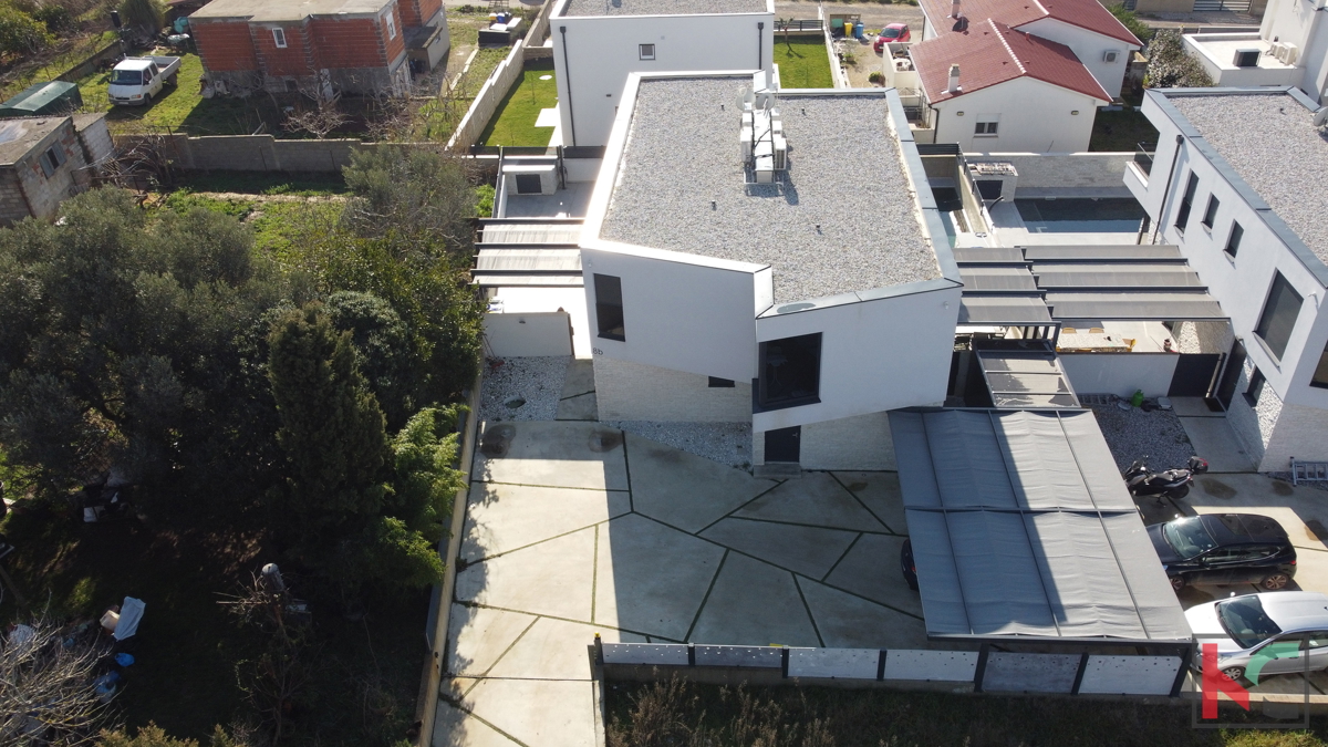 ISTRA, PULA, NOVA SODOBNA HIŠA S BAZENOM, #EKSKLUZIVNA PRODAJA