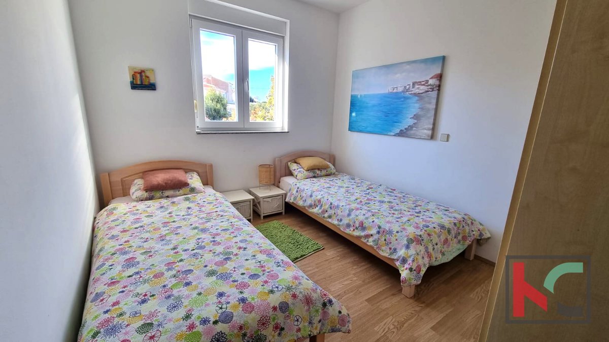 Premantura, center, apartma 2s+db, 64 m2, z balkonom in pogledom na morje #prodaja