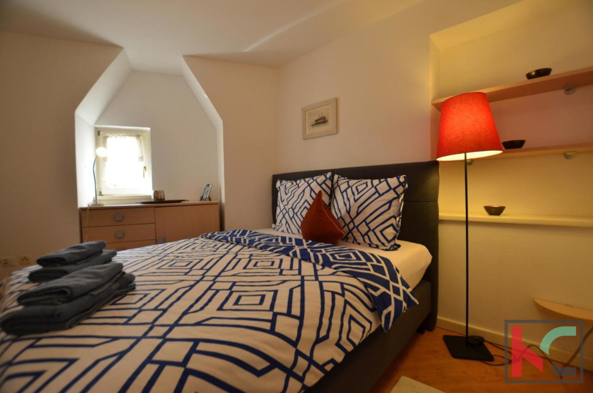 Istra, Rovinj apartma v centru s pogledom na morje, 1s+kopa #prodaja