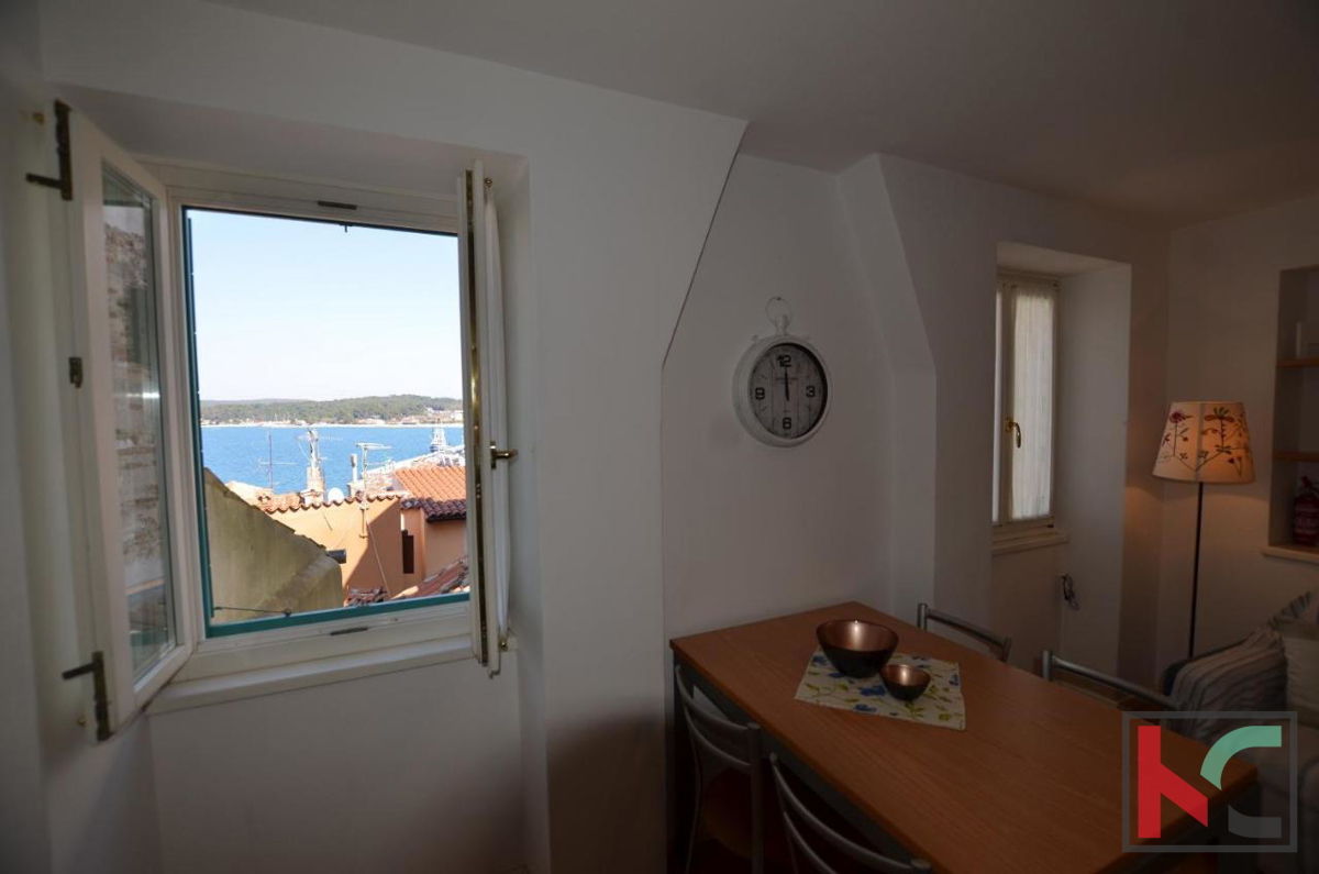 Istra, Rovinj apartma v centru s pogledom na morje, 1s+kopa #prodaja