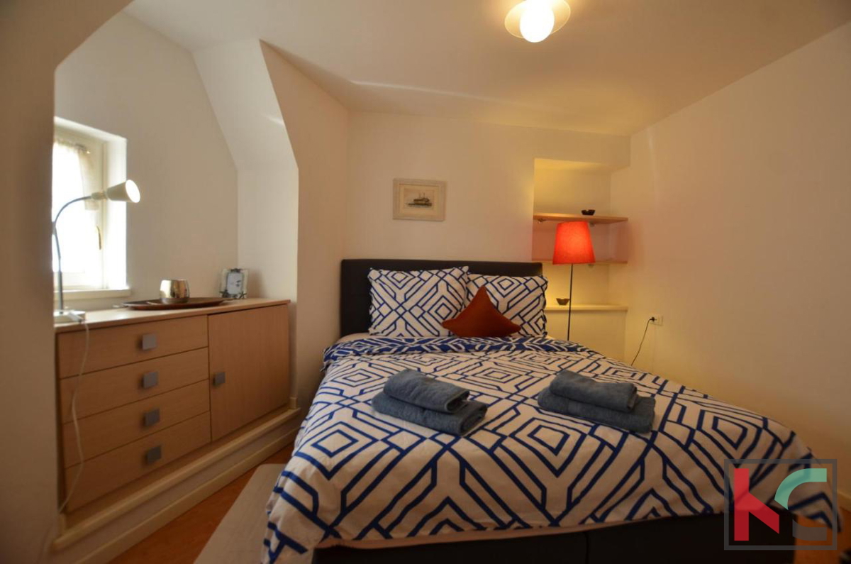 Istra, Rovinj apartma v centru s pogledom na morje, 1s+kopa #prodaja