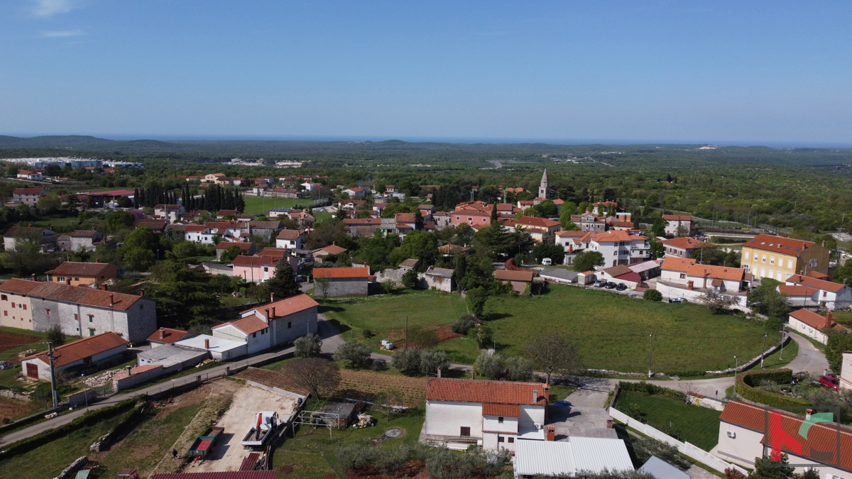 Istra, Kanfanar, avtentična vila 200 m2 z bazenom in pogledom na morje