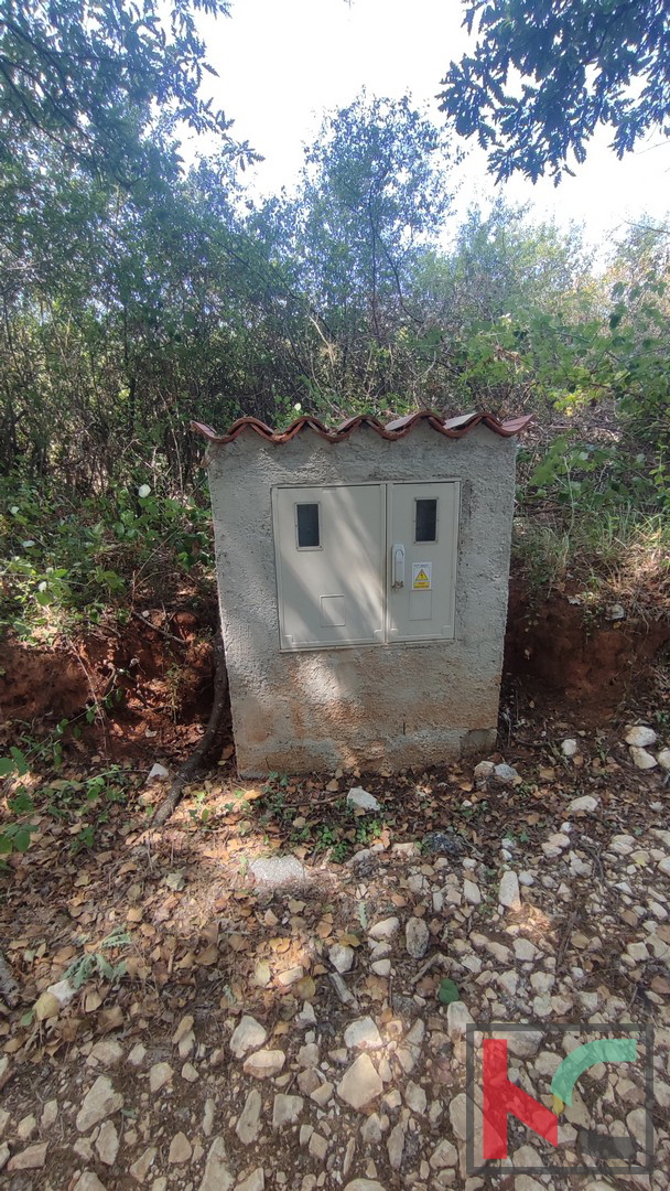 Manjadvorci, zemljišče 970, zemljišče pravilne oblike