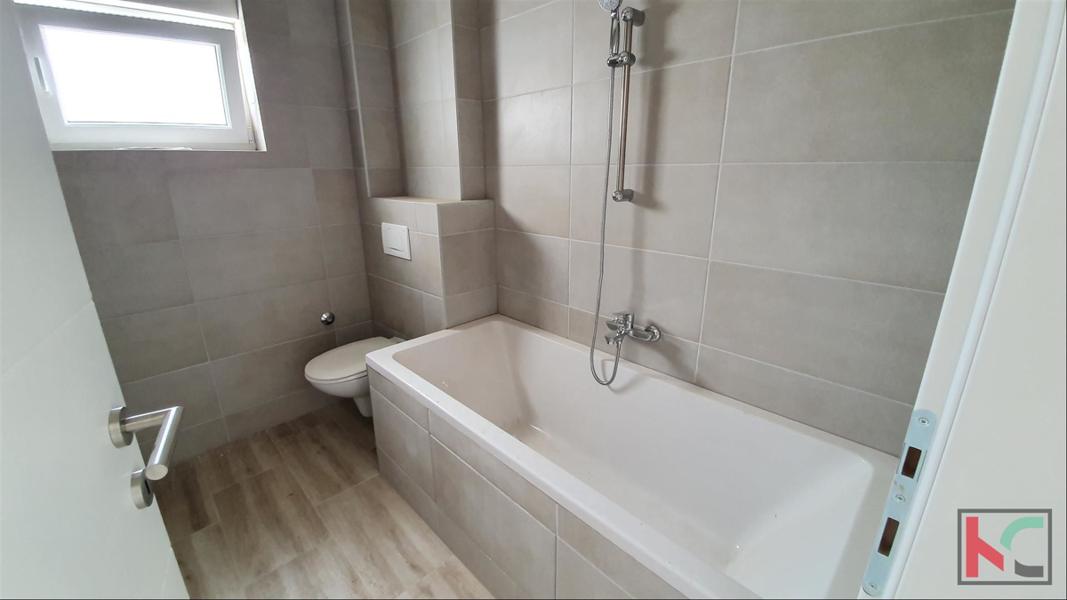 Istra, Peroj-Barbariga, apartma 102,89 m2 s pogledom na morje