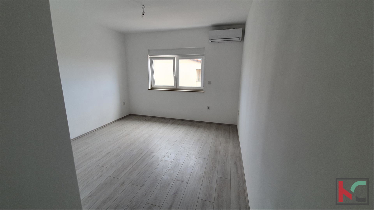 Istra, Peroj-Barbariga, apartma 102,89 m2 s pogledom na morje