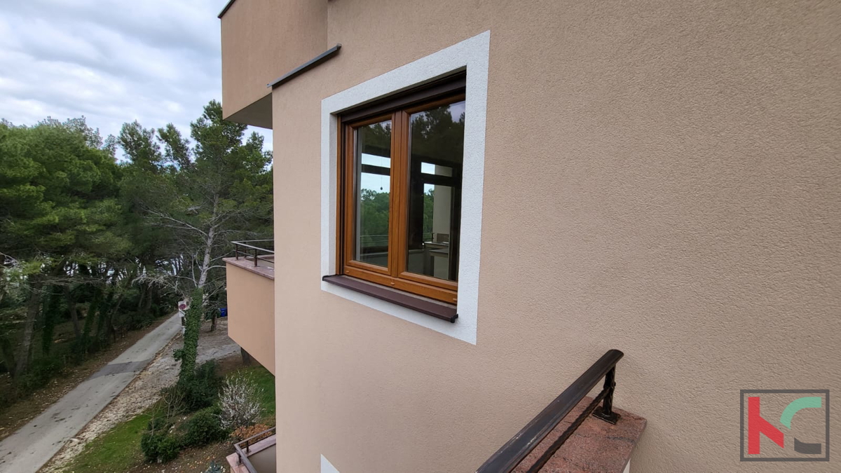 Istra, Premantura, apartma 64,65m2, 100m od morja