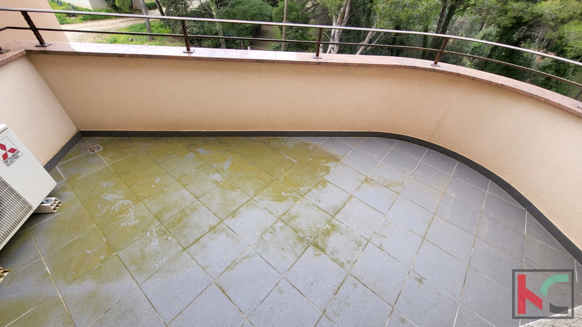 Istra, Premantura, apartma 64,65m2, 100m od morja
