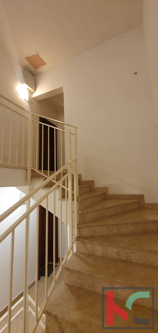 Istra, Medulin, apartma z balkonom in pogledom na morje, 200 metrov od morja #prodaja