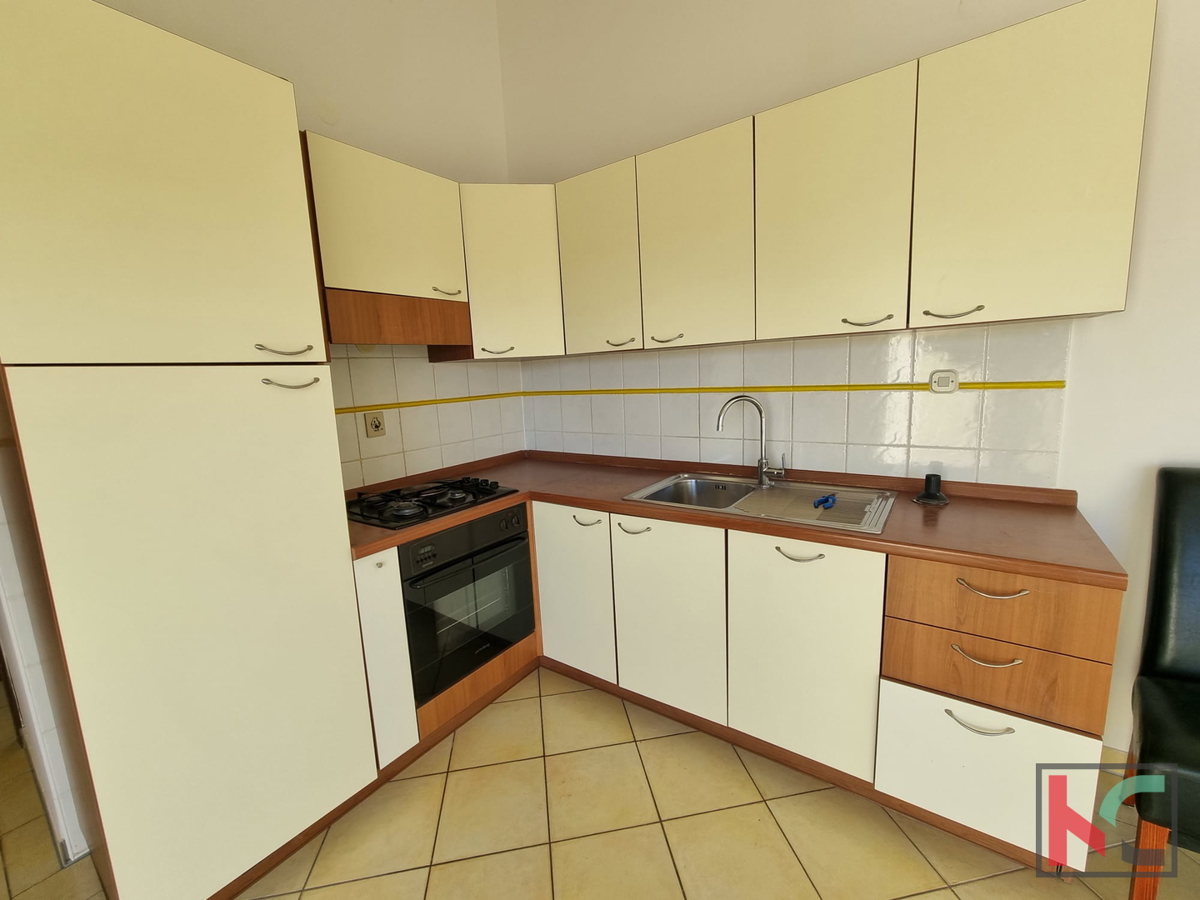 Istra, Medulin, apartma z balkonom in pogledom na morje, 200 metrov od morja #prodaja