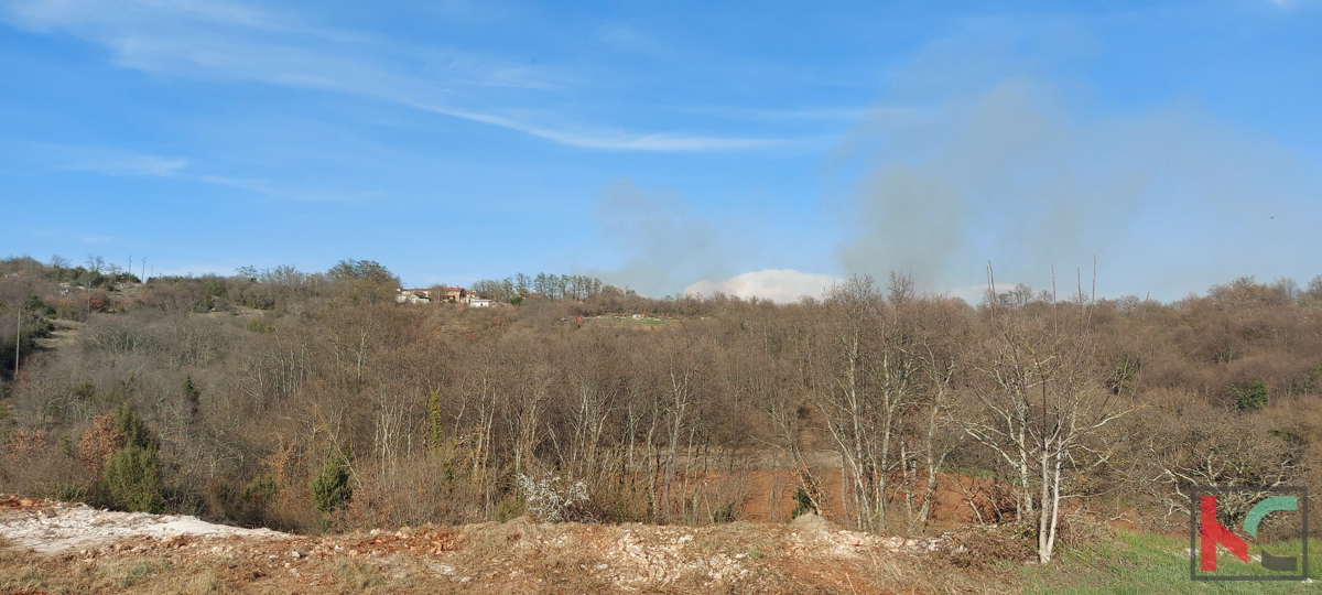 Istra, Svetvinčenat, Bibiči stavbno zemljišče 1459 m2