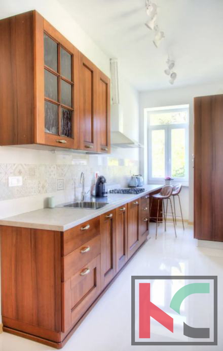 Pula, Monte Zaro, prenovljeno prostorno stanovanje 89,64m2 z garažo, #prodaja