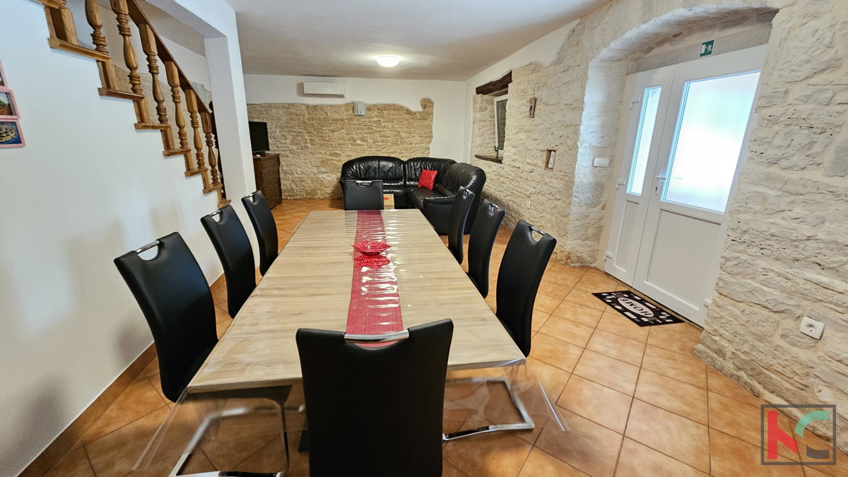 Istra, Žminj, samostojna hiša z bazenom 120m2 in velikim vrtom 100m2 #prodaja