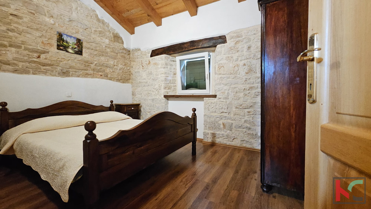 Istra, Žminj, samostojna hiša z bazenom 120m2 in velikim vrtom 100m2 #prodaja