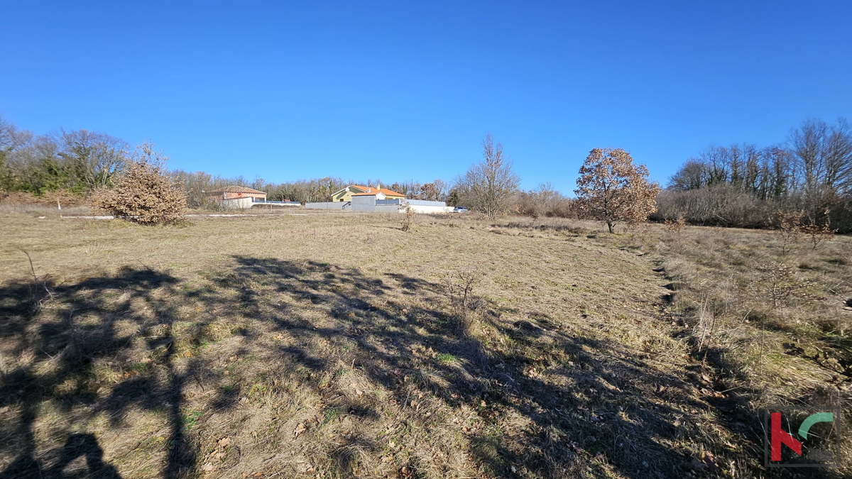 Istra - Kringa, gradbeno zemljišče 1073m2, #prodaja