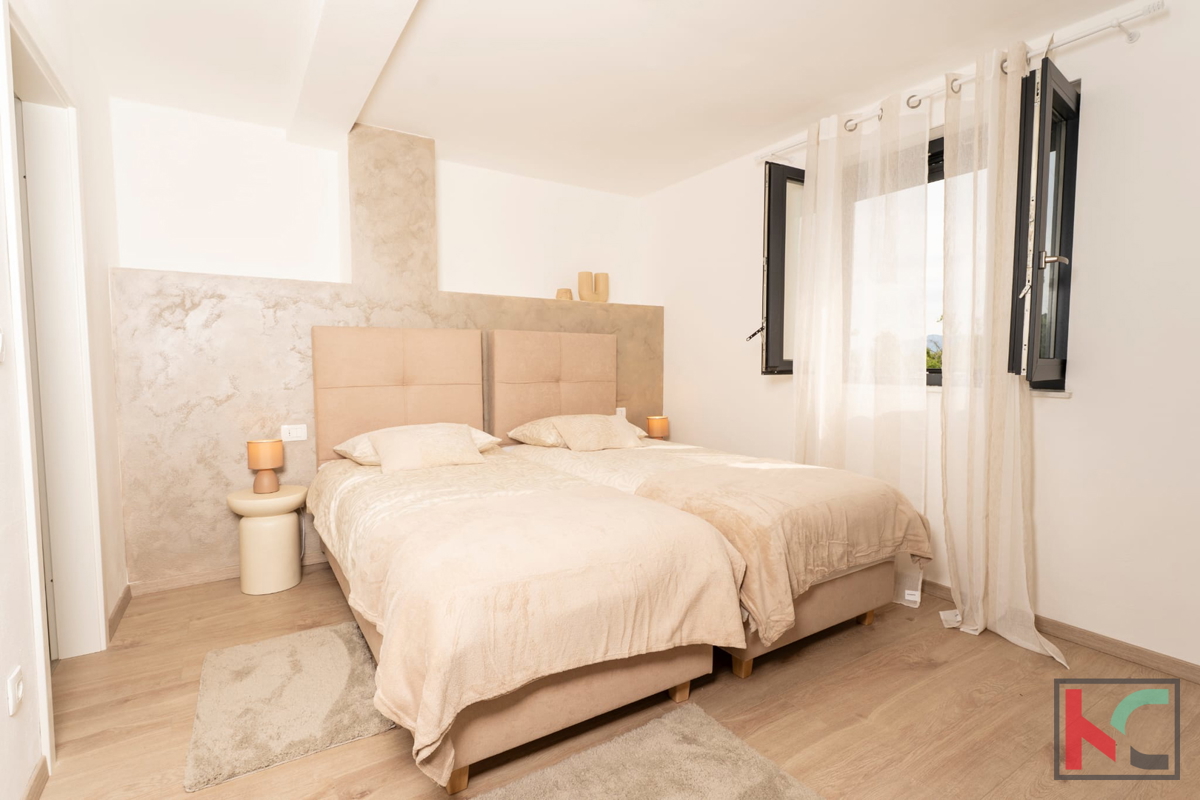Labin, okolica, samostojna hiša z bazenom 150 m2 #prodaja