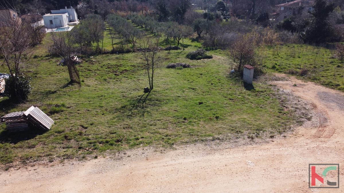 BANJOLE, ZEMLJIŠČE 597 M2 Z DOVOLJENJEM ZA GRADNJO #PRODAJA