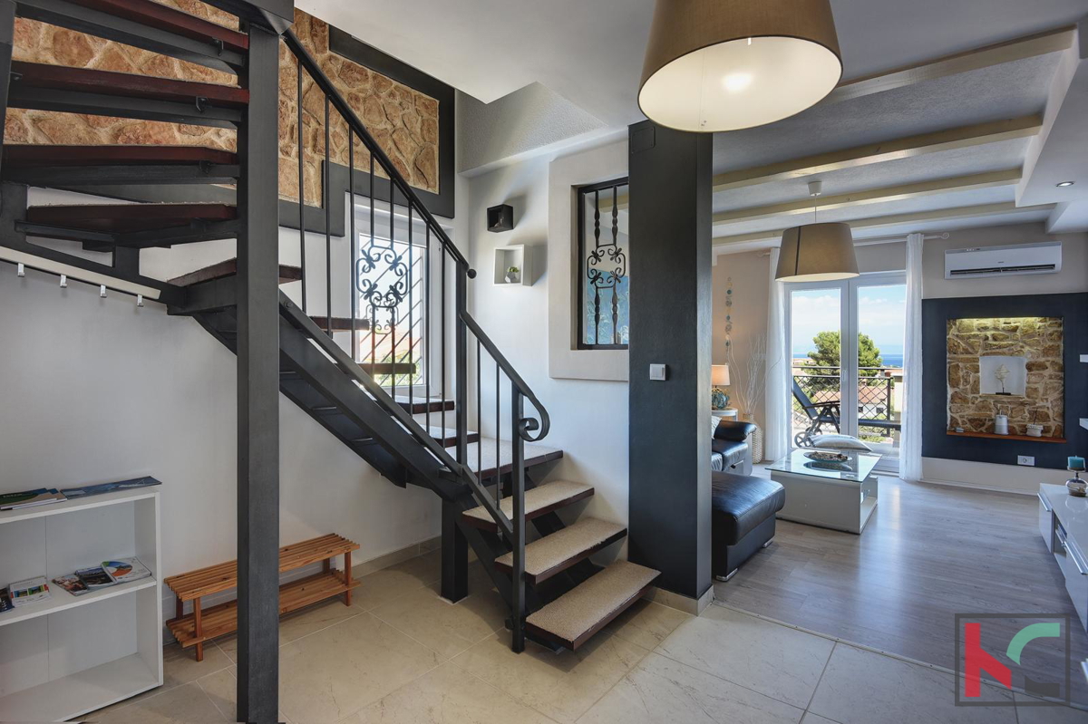 ISTRA, LIŽNJAN, APARTMA S BAZENOM IN POGLEDOM NA MORJE #PRODAJA