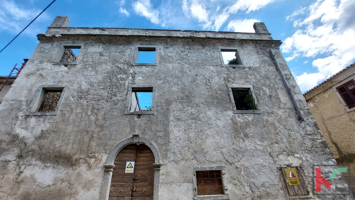 ISTRA, LINDAR, PAZIN, KAMENA HIŠA ZA RESTAVRACIJO #PRODAJA